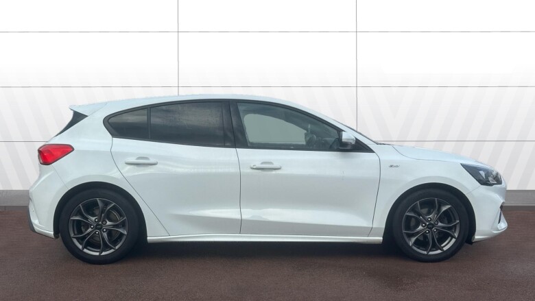 Ford Focus 1.0 EcoBoost 125 ST-Line 5dr Petrol Hatchback